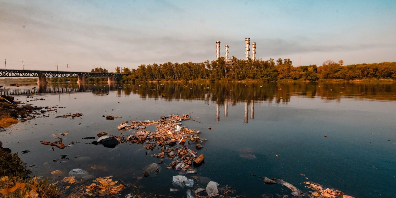 Los 6 contaminantes naturales más comunes en el ambiente