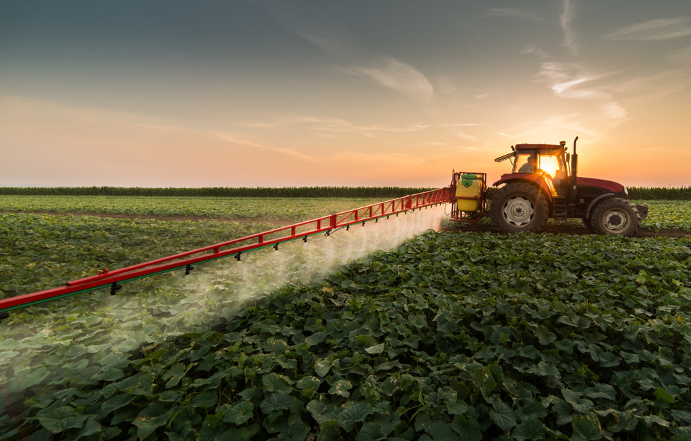 ¿Qué son los pesticidas y por qué hay que analizar su presencia en alimentos?